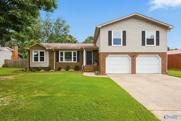 2107 Britain Avenue, Huntsville, AL 35803