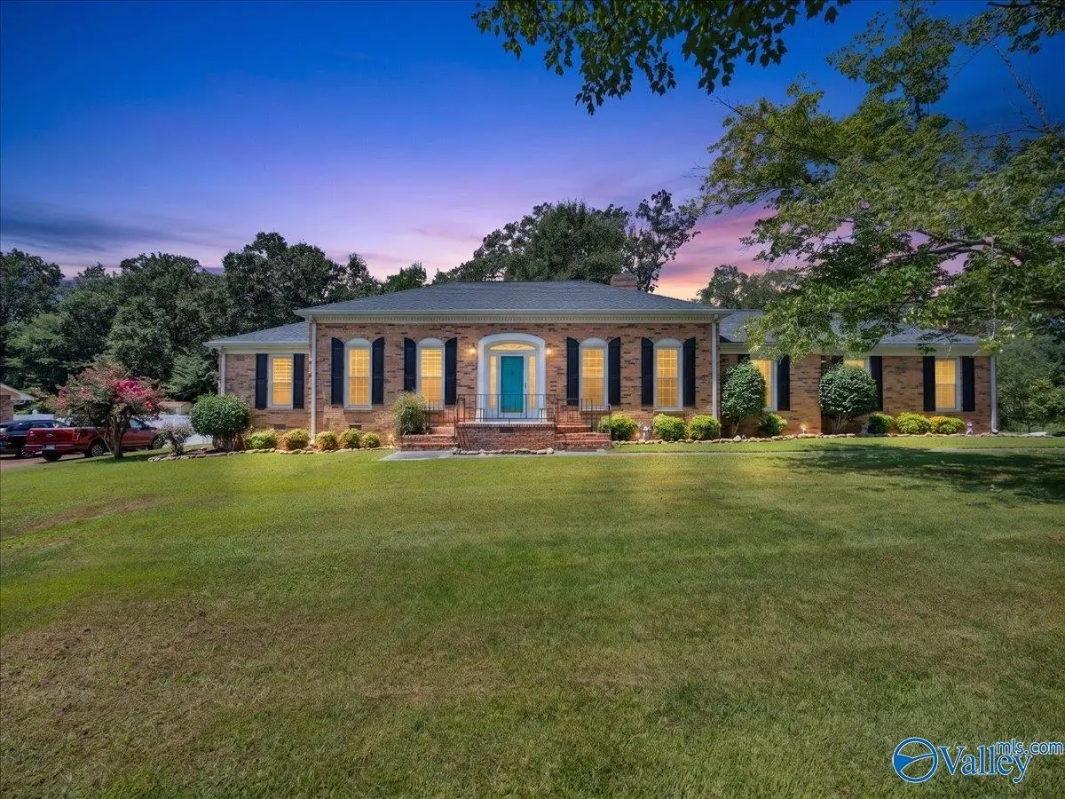 3208 Scenic Drive, Scottsboro, AL 35769 - #1