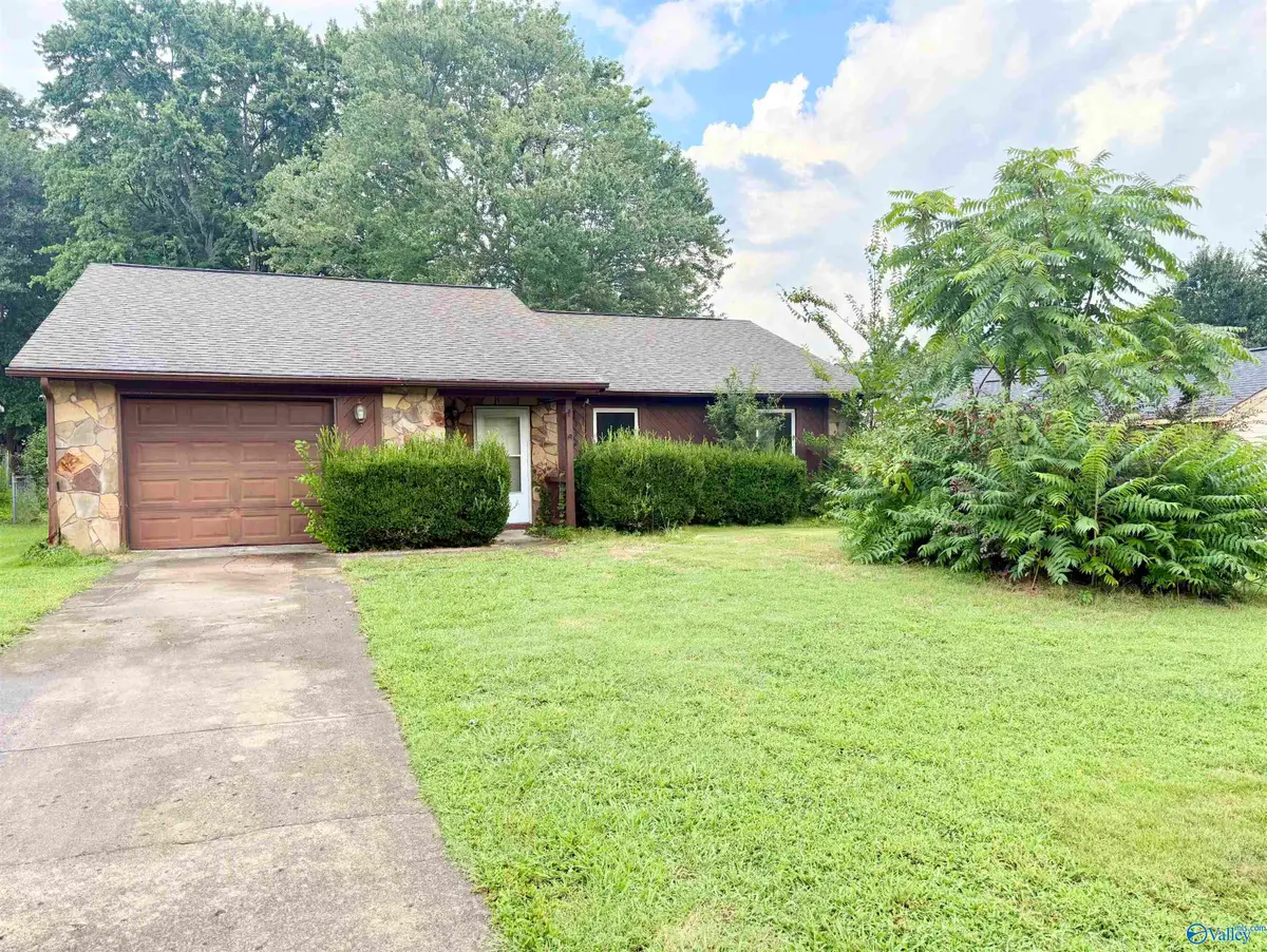 1009 Riverchase Drive Se, Huntsville, AL 35803 - #1