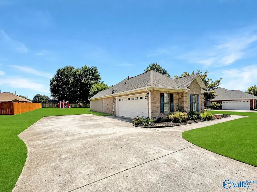 103 Smokey Quartz Road, Madison, AL 35757 - #2