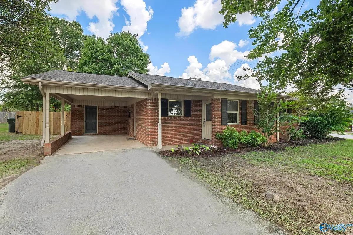 801 Frost Street Sw, Hartselle, AL 35640 - #1