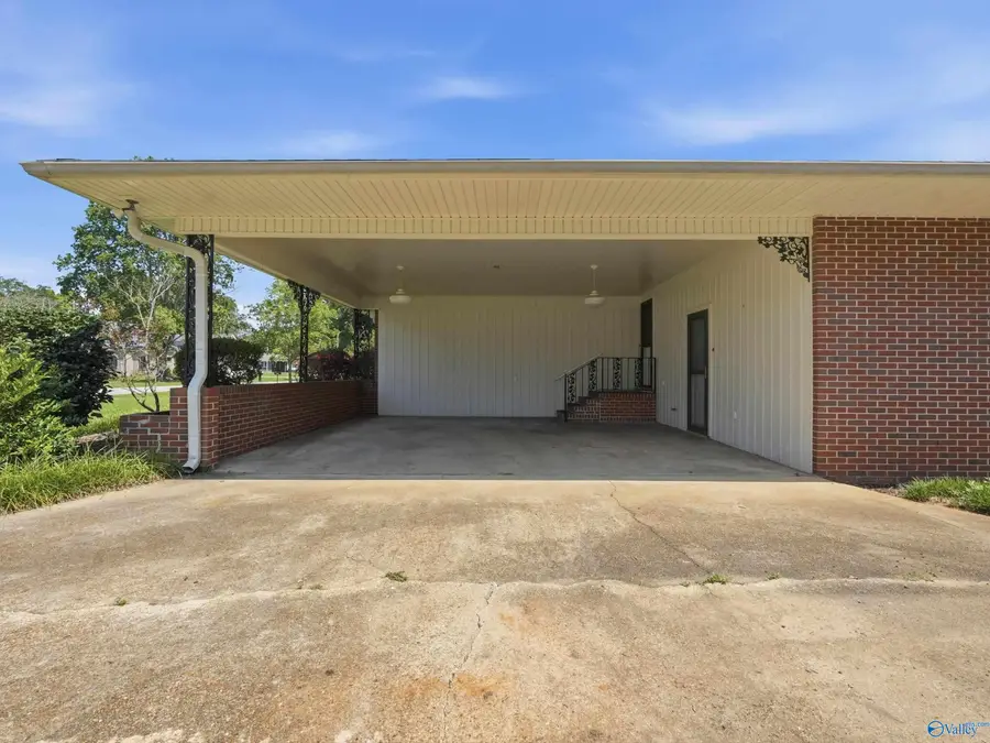 605 Maize Street, Athens, AL 35611 - #3