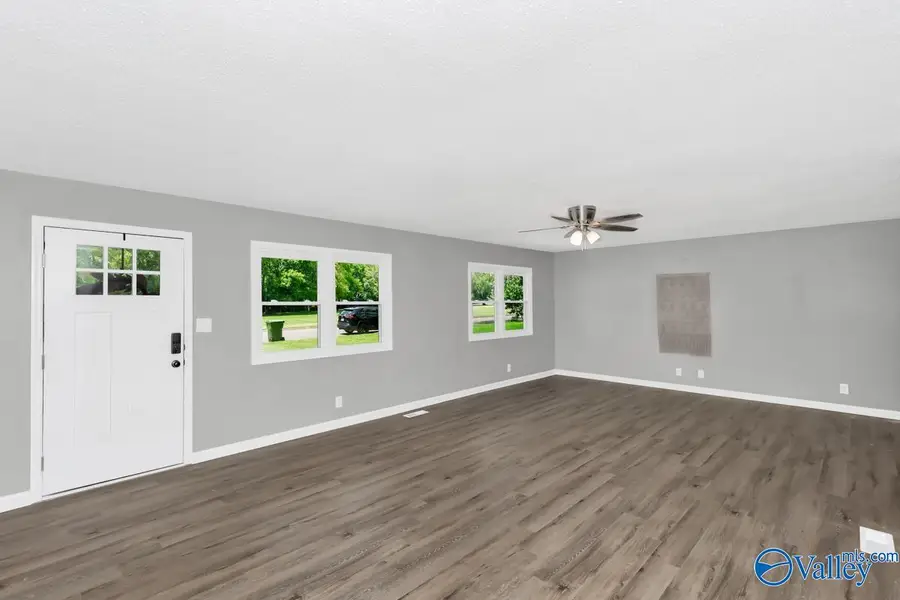 2406 Shady Lane Nw, Huntsville, AL 35810 - #3