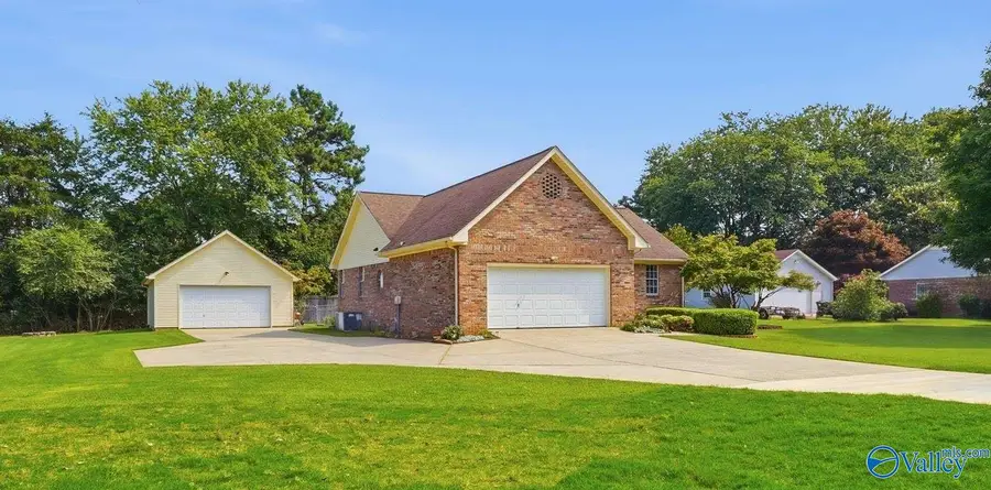 27583 Azalea Trail, Athens, AL 35613 - #2