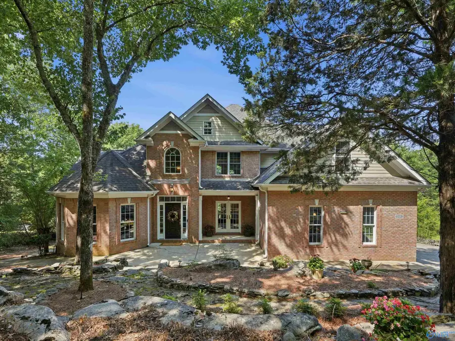 4015 High Mountain Road Ne, Huntsville, AL 35811 - #2