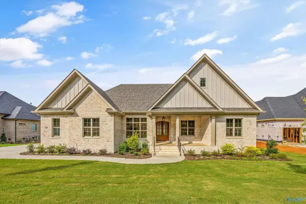 43 Legacy Oaks Place, Gurley, AL 35748