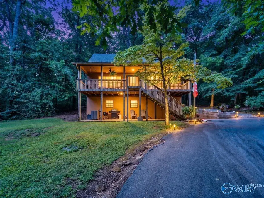 1803 Scenic Drive, Fort Payne, AL 35967 - #2