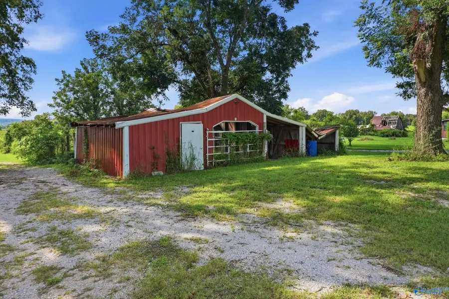 8510 County Road 23, Mount Hope, AL 35651 - #3