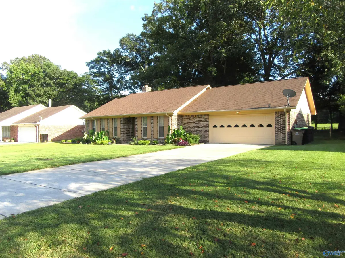 2303 Galahad Drive Sw, Decatur, AL 35603 - #1