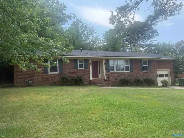 2004 Colice Road, Huntsville, AL 35801