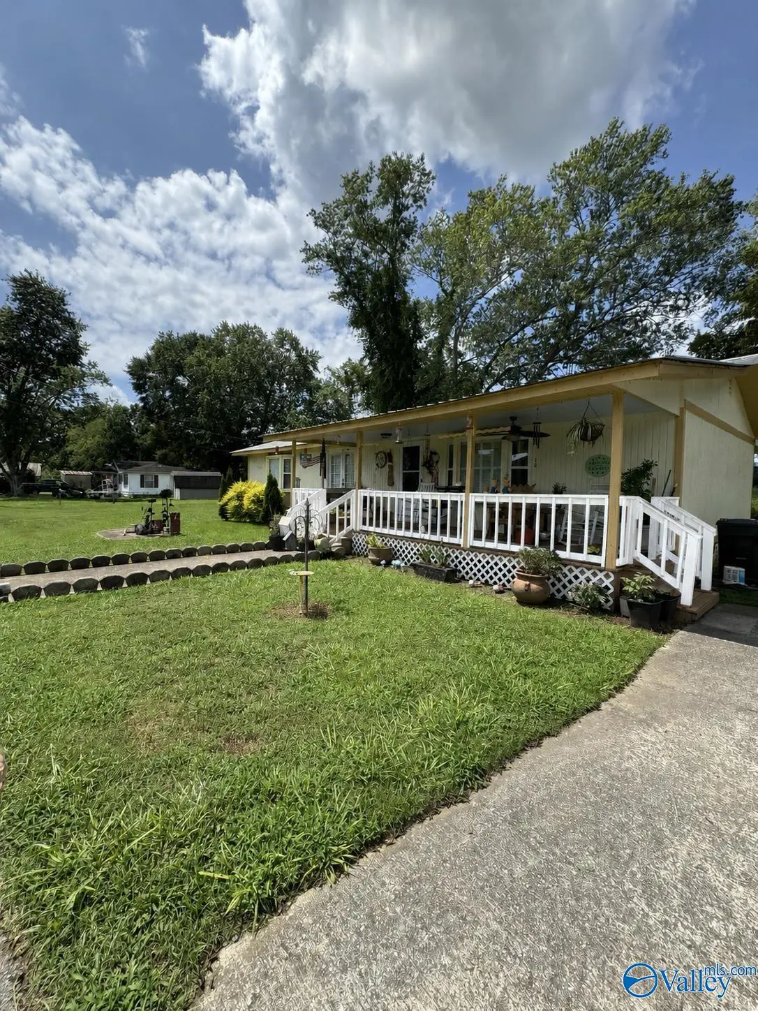 135 Pat Ashmore Lane, Scottsboro, AL 35768 - #1