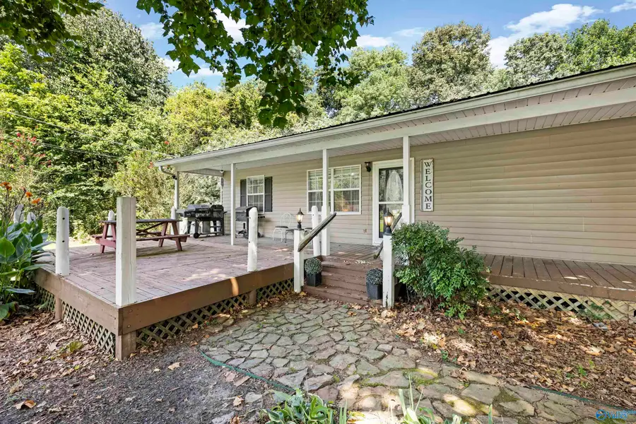 291 Edgehill Lane, Arab, AL 35016 - #3