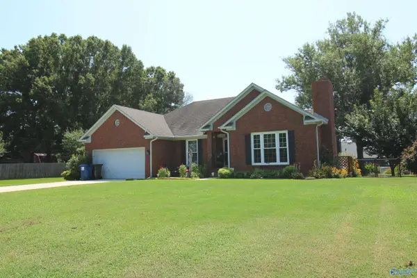 151 Hazelwood Drive, Hazel Green, AL 35750
