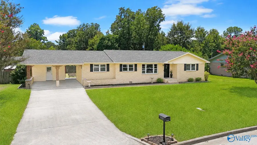 519 SW Carolyn Street, Decatur, AL 35601 - #2