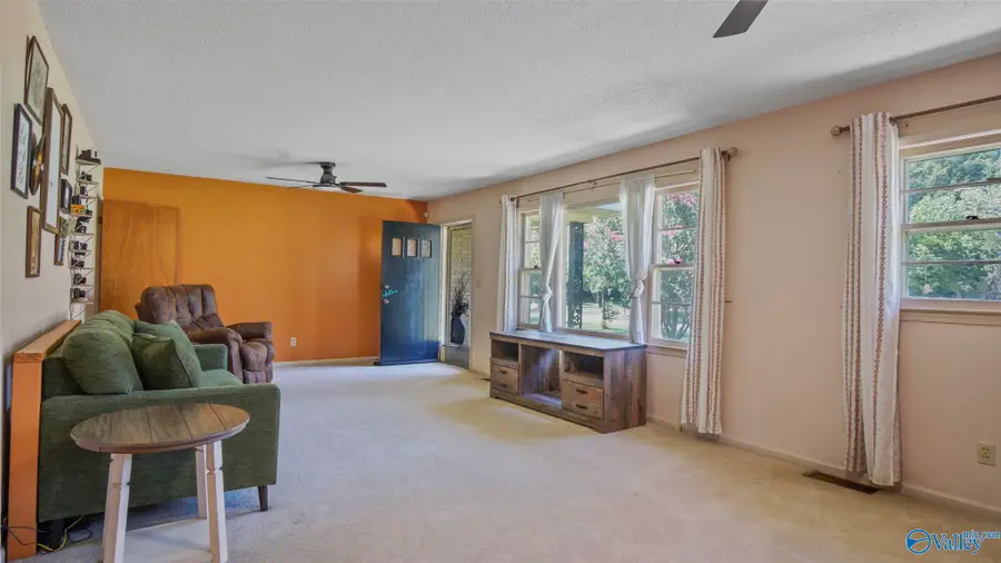 519 SW Carolyn Street, Decatur, AL 35601 - #3