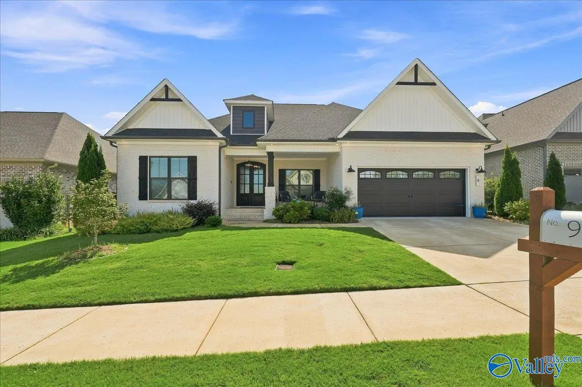 9 Thicket Grove Circle Sw, Huntsville, AL 35803 - #1