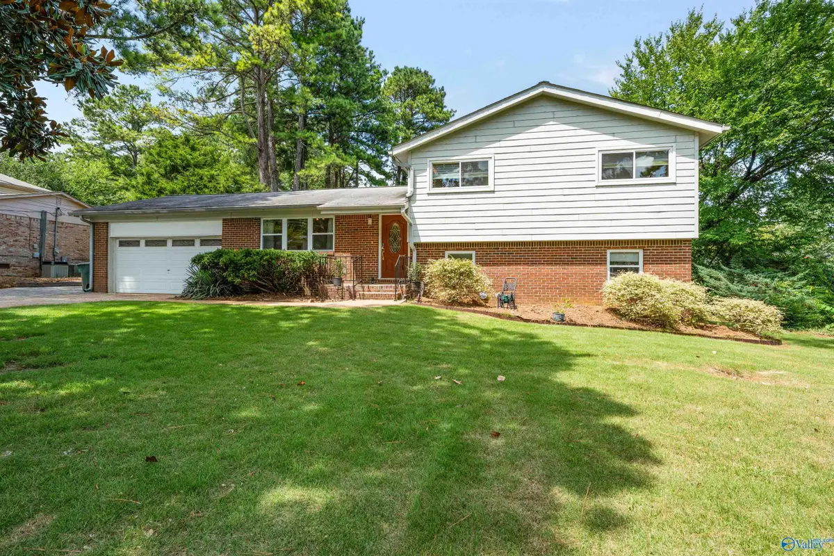 617 Mountain Gap Drive Se, Huntsville, AL 35803 - #1