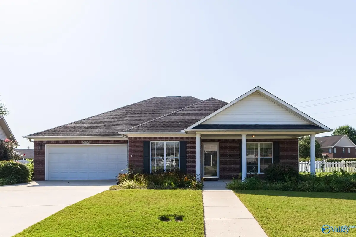 5207 Frankford Drive Se, Owens Cross Roads, AL 35763 - #1