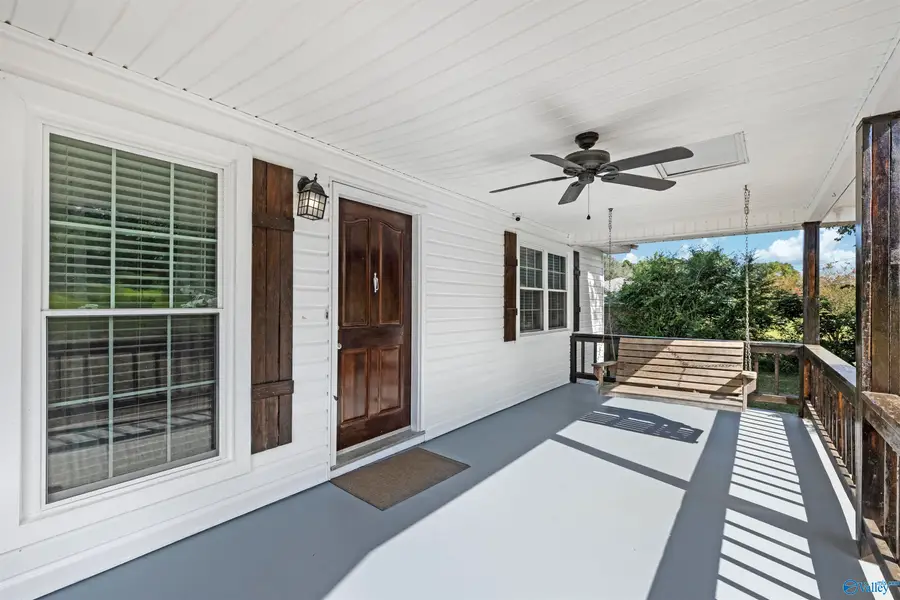 205 Oak Drive, Boaz, AL 35956 - #3
