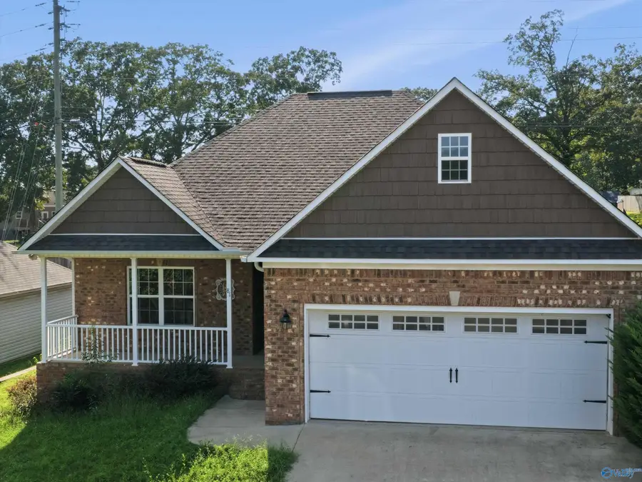 81 Cottage Lane, Lincoln, AL 35096 - #2