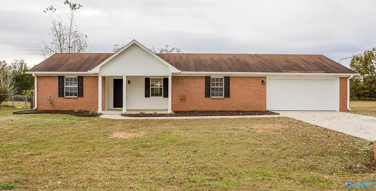 110 Gardencove Circle, Huntsville, AL 35811 - #1