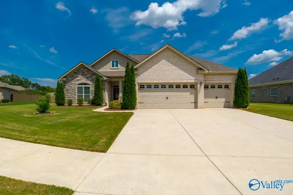7613 Summerdawn Drive Se, Owens Cross Roads, AL 35763