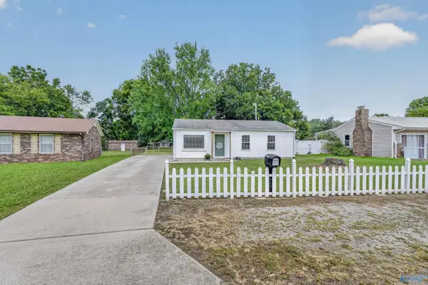 2019 Dellbrook Drive Ne, Huntsville, AL 35811