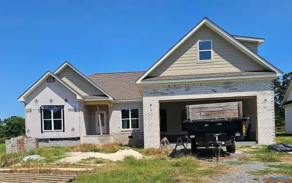 156 Gavins Way, Arab, AL 35016