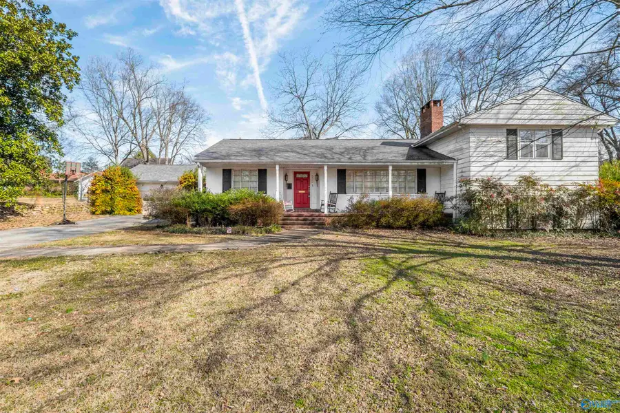 532 Reynolds Street, Gadsden, AL 35901 - #3