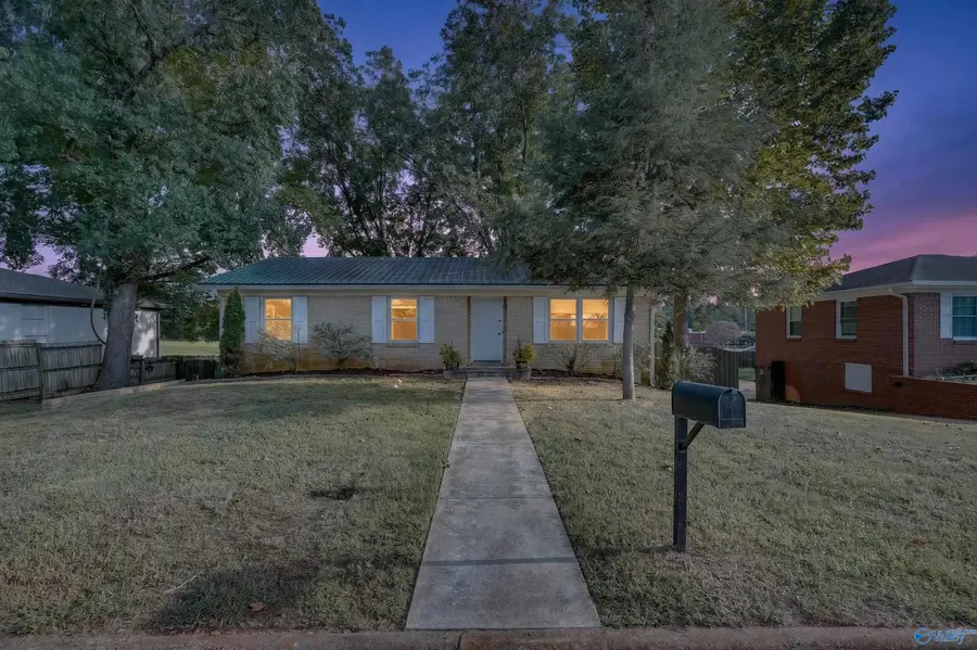 3813 SW Belvoir Drive Sw, Huntsville, AL 35805 - #2