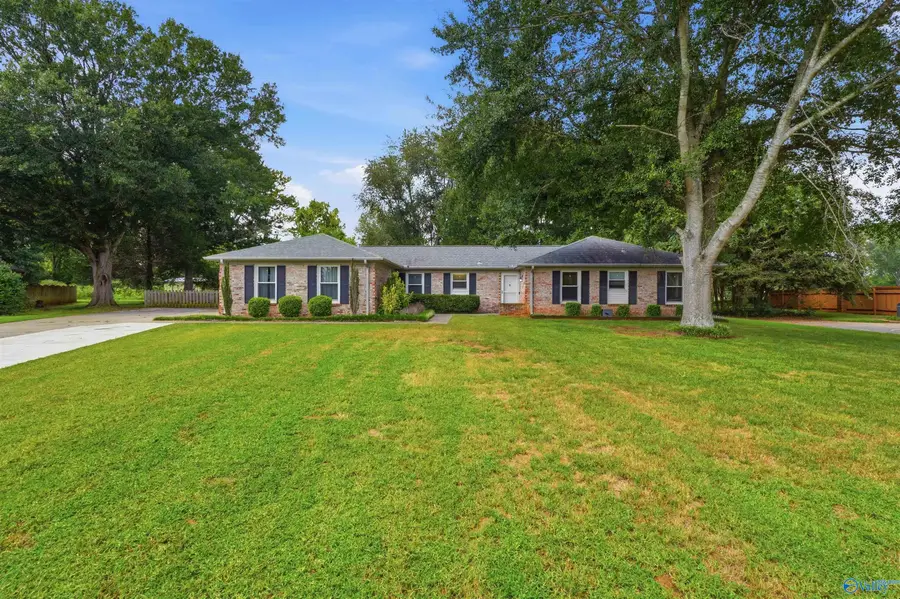 316 Plantation Drive, Meridianville, AL 35759 - #2