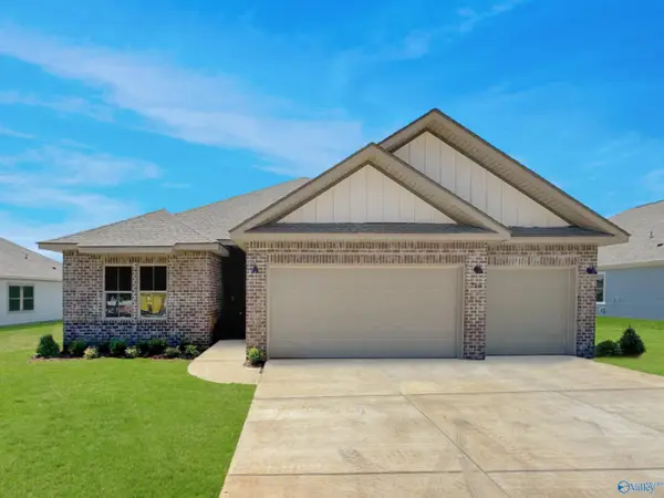 299 Susan Lynn Drive, Meridianville, AL 35759