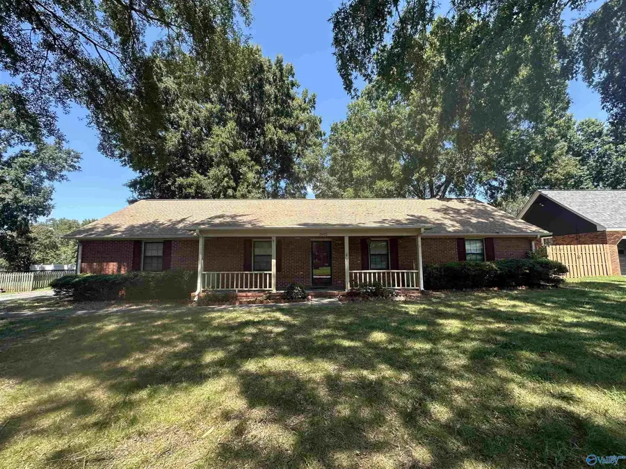 2602 13th Street Se, Decatur, AL 35601 - #2
