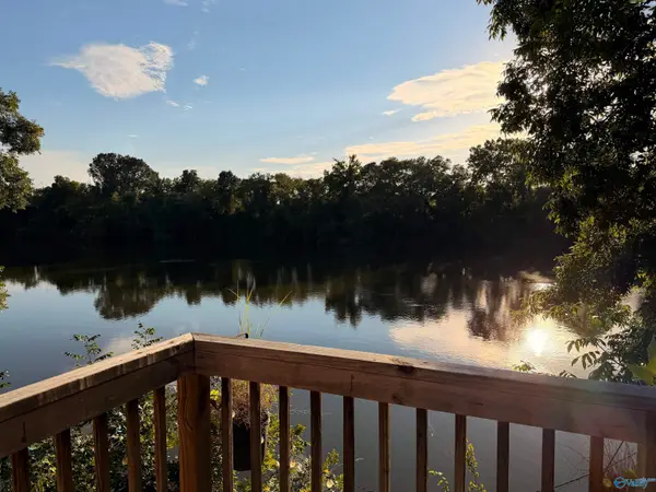 675 Willwood Drive, Hokes Bluff, AL 35903