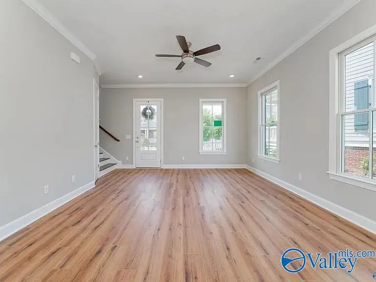 20 Pine Street Nw, Huntsville, AL 35806 - #2