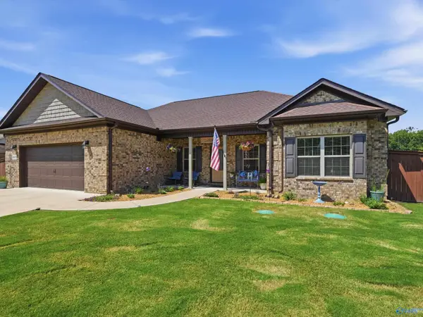 26879 Leslie Lane, Elkmont, AL 35620