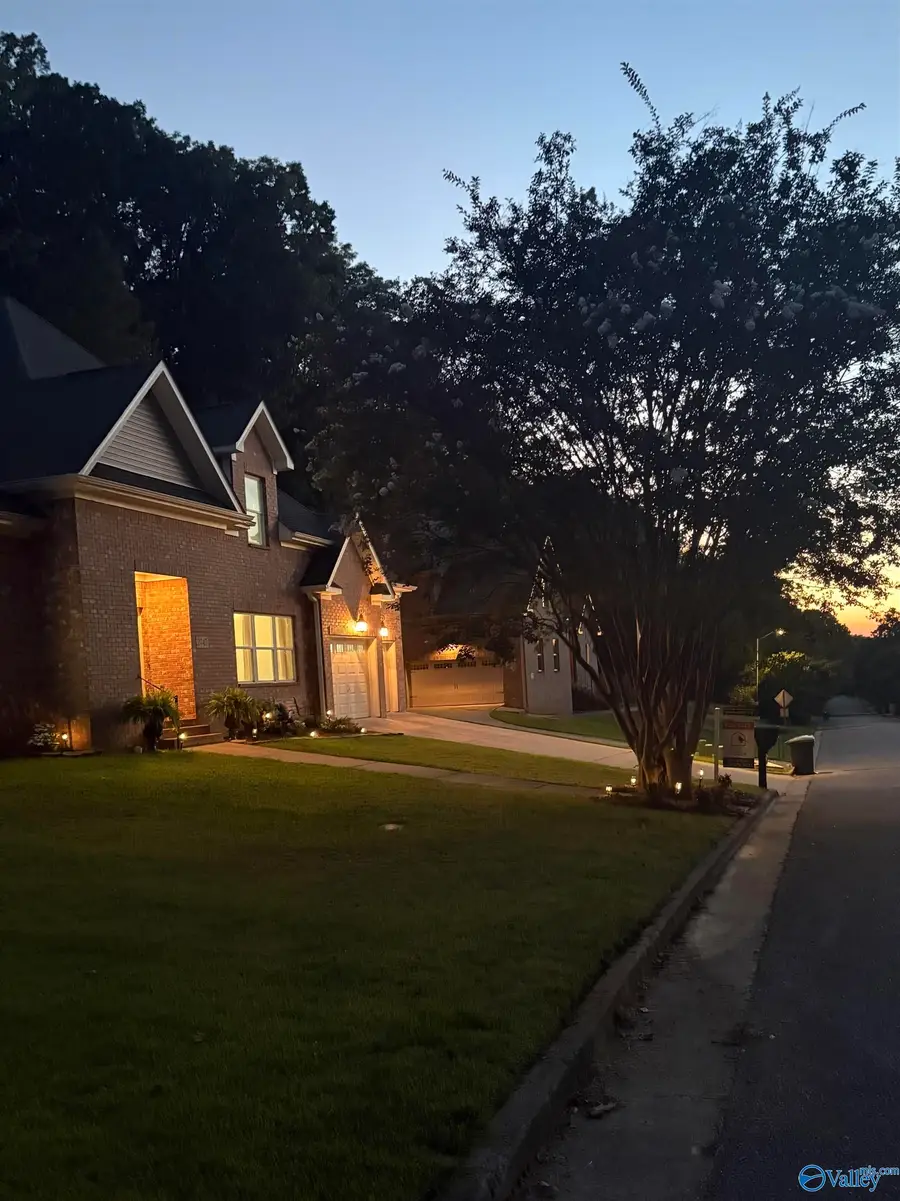 2747 Box Canyon Road Se, Huntsville, AL 35803 - #2