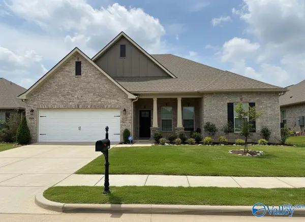 24024 Quints Drive, Athens, AL 35613