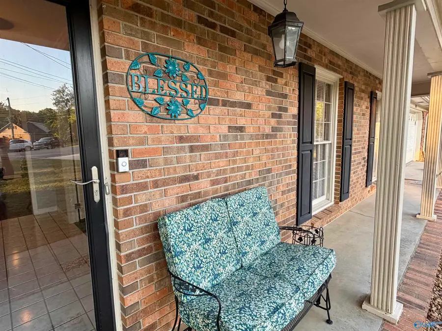 1001 Forest Place Sw, Decatur, AL 35603 - #3