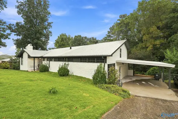 8933 Glenridge, Birmingham, AL 35206