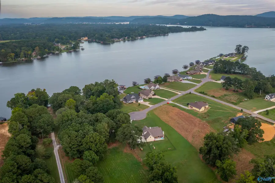 206 Harbor Lane, Ashville, AL 35953 - #3