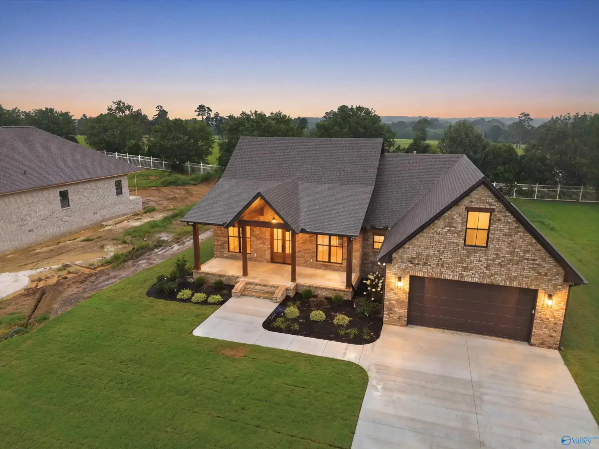 64 Krimson Circle, Albertville, AL 35951 - #1