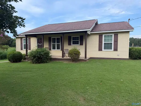 16516 Hampton Lane, Athens, AL 35611