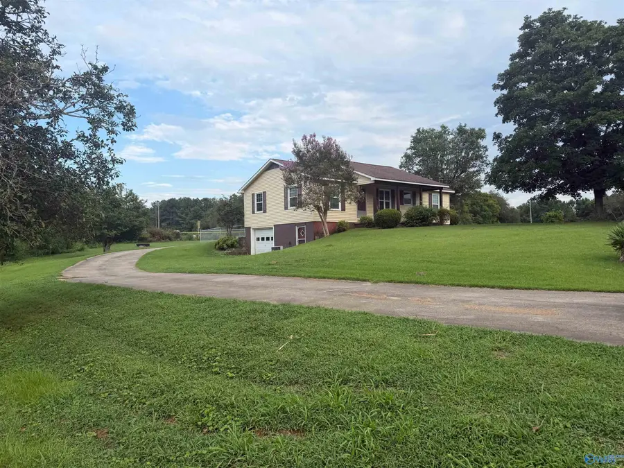 16516 Hampton Lane, Athens, AL 35611 - #2
