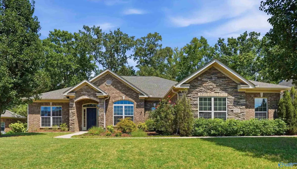 4737 Autumn Dusk Drive, Owens Cross Roads, AL 35763 - #1