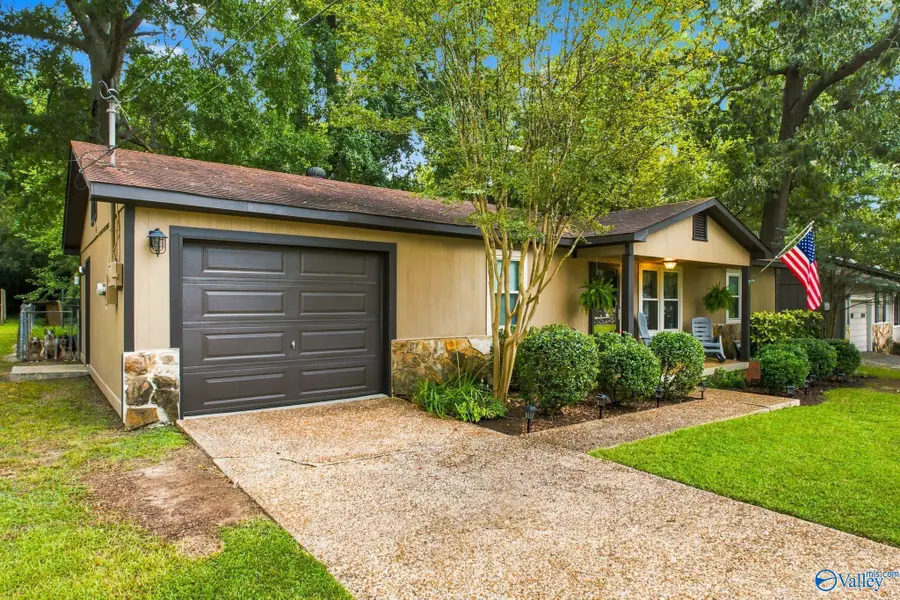 1604 Wilshire Avenue Sw, Decatur, AL 35603 - #3