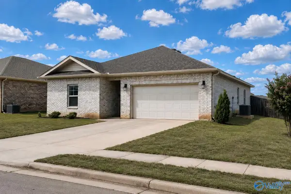 145 Kingsford Street, Meridianville, AL 35759