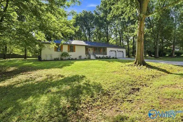125 Rachel Drive Nw, Huntsville, AL 35806