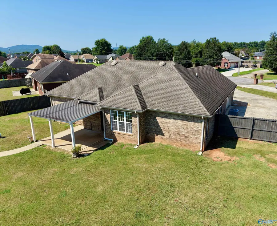 233 Bonaire Drive, Huntsville, AL 35811 - #3
