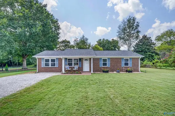 102 Cindy Drive, New Market, AL 35761